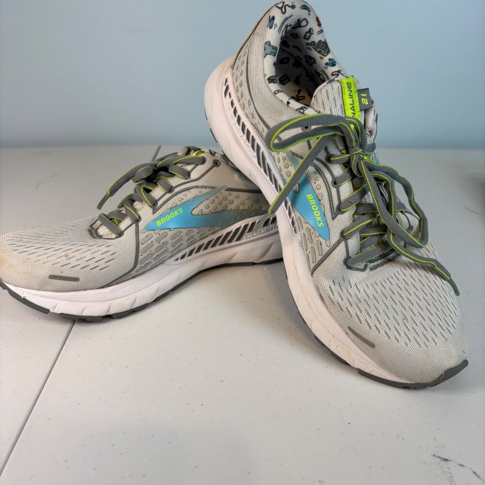 Brooks Adrenaline GTS 21 Women’s 8.5 Running Shoes First Responder Nurse Medical - Picture 11 of 16